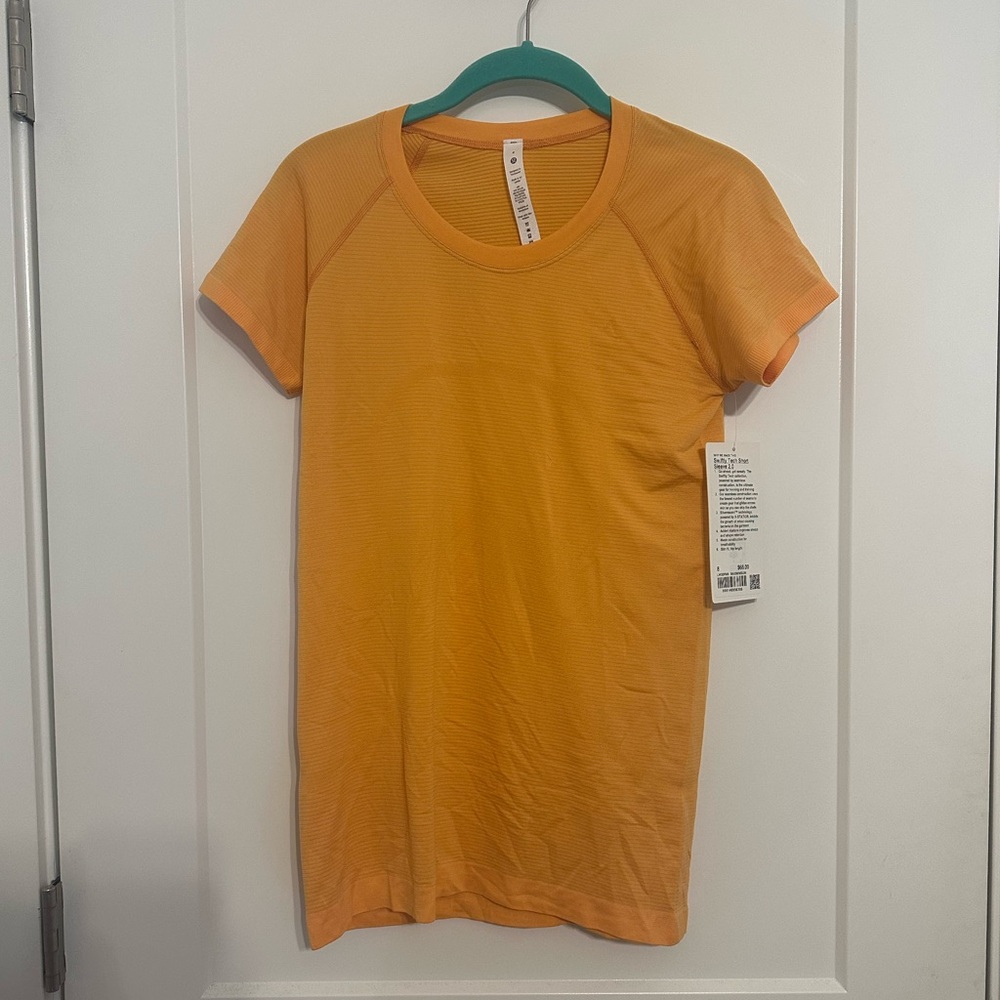 Lululemon Swiftly Tech Short Sleeve 2.0